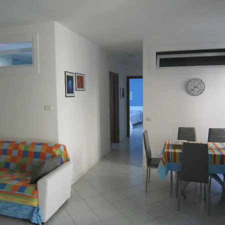 Apartment Sole A Catinelle